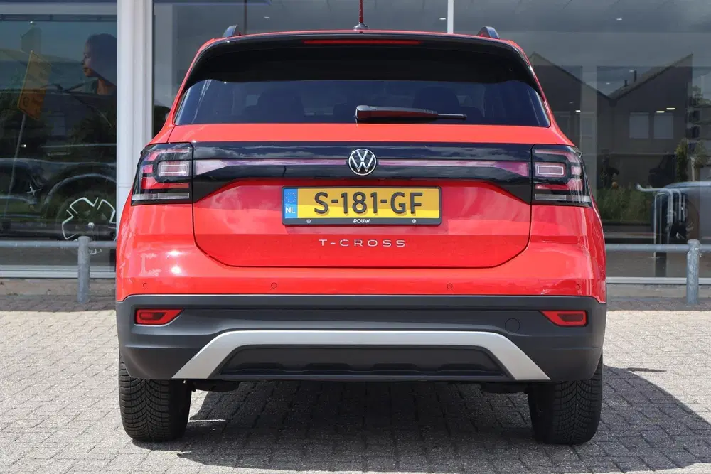 Volkswagen T-Cross 1.0 TSI 110pk DSG Life uit 2021, foto 11