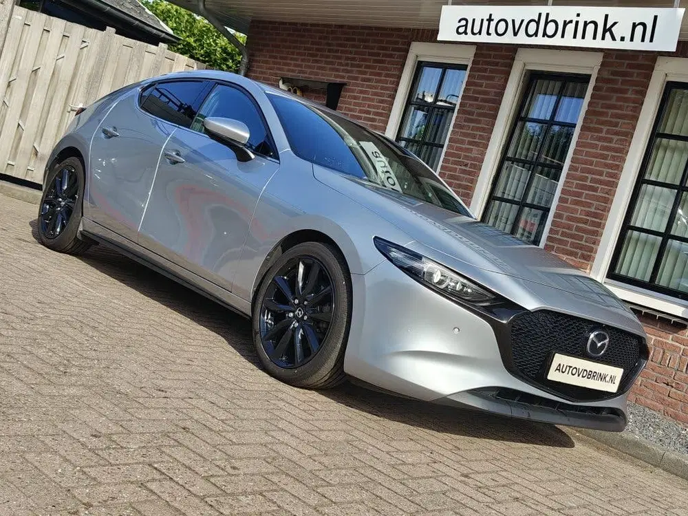 Mazda 3 2.0 SkyActiv-G uit 2019, foto 11