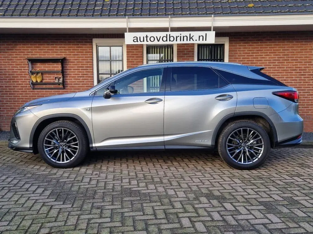 Lexus RX F Sport AWD uit 2021, foto 2