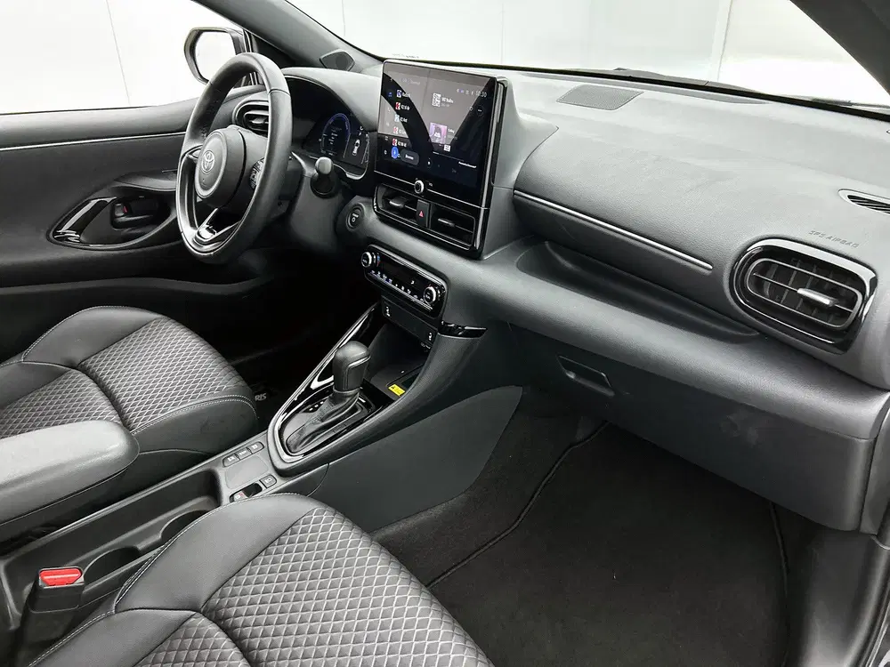 Toyota Yaris 1.5 Hybrid 130 Executive uit 2025, foto 6