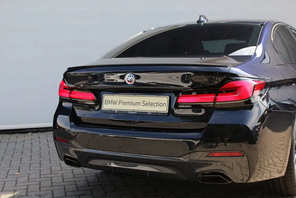 BMW 5-serie 530e High Executive M Sport Automaat uit 2022, foto 12