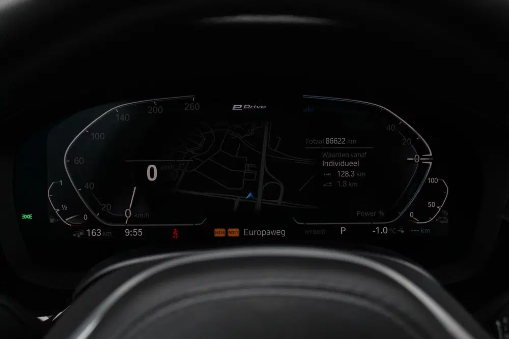 BMW 5-serie 530e High Executive M Sport Automaat uit 2022, foto 14