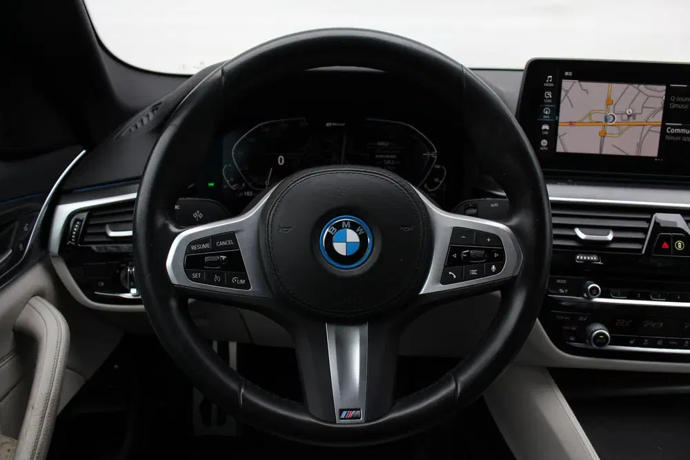 BMW 5-serie 530e High Executive M Sport Automaat uit 2022, foto 4
