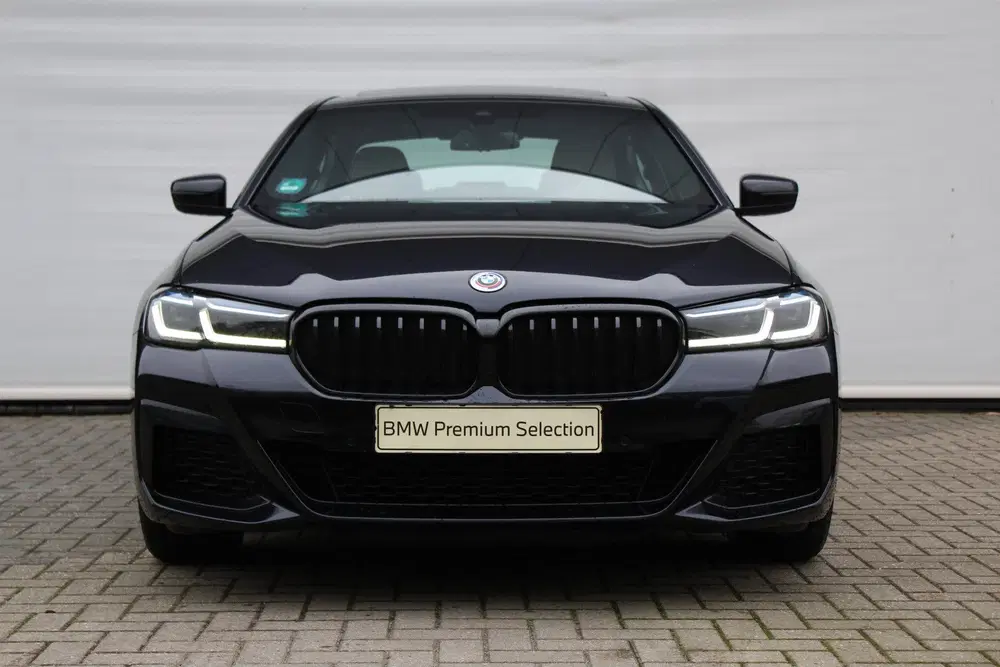 BMW 5-serie 530e High Executive M Sport Automaat uit 2022, foto 5