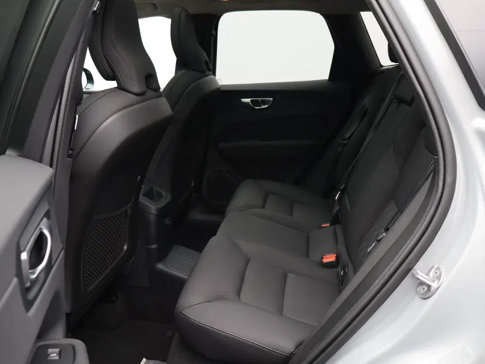 Volvo XC60 2.0 T6 Plug-in hybrid AWD Ultra Dark uit 2026, foto 6