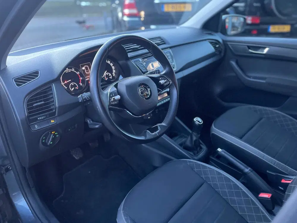 Skoda Fabia 1.0 TSI Ambition uit 2022, foto 13