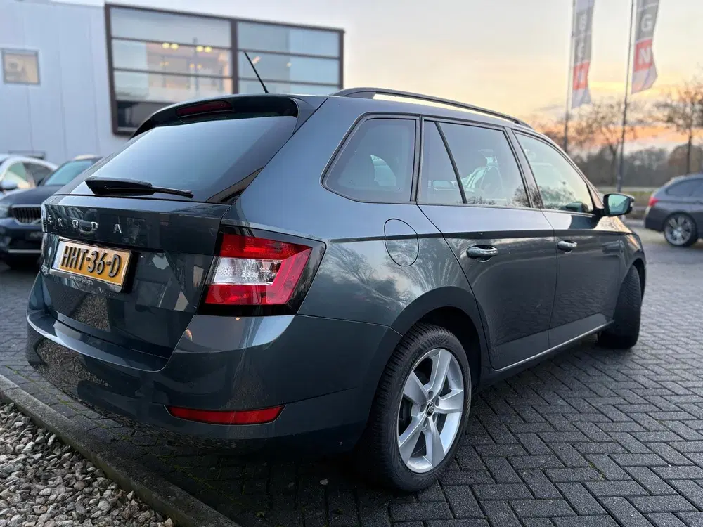 Skoda Fabia 1.0 TSI Ambition uit 2022, foto 6