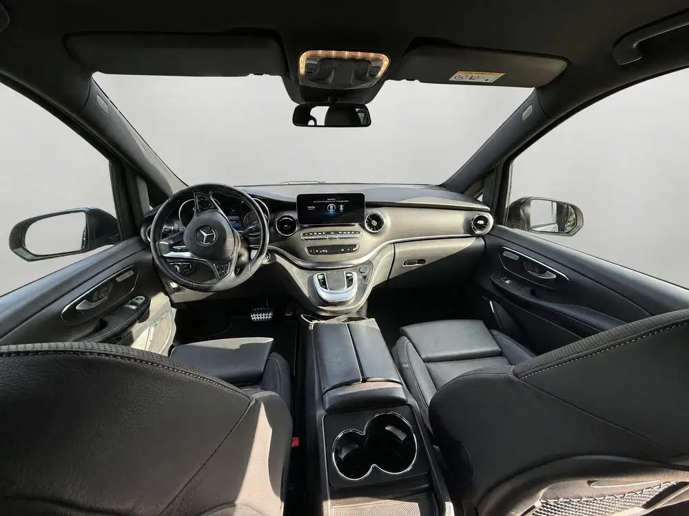 Mercedes-Benz V-Klasse 300d L2 AMG Edition 360 Camera uit 2023, foto 10