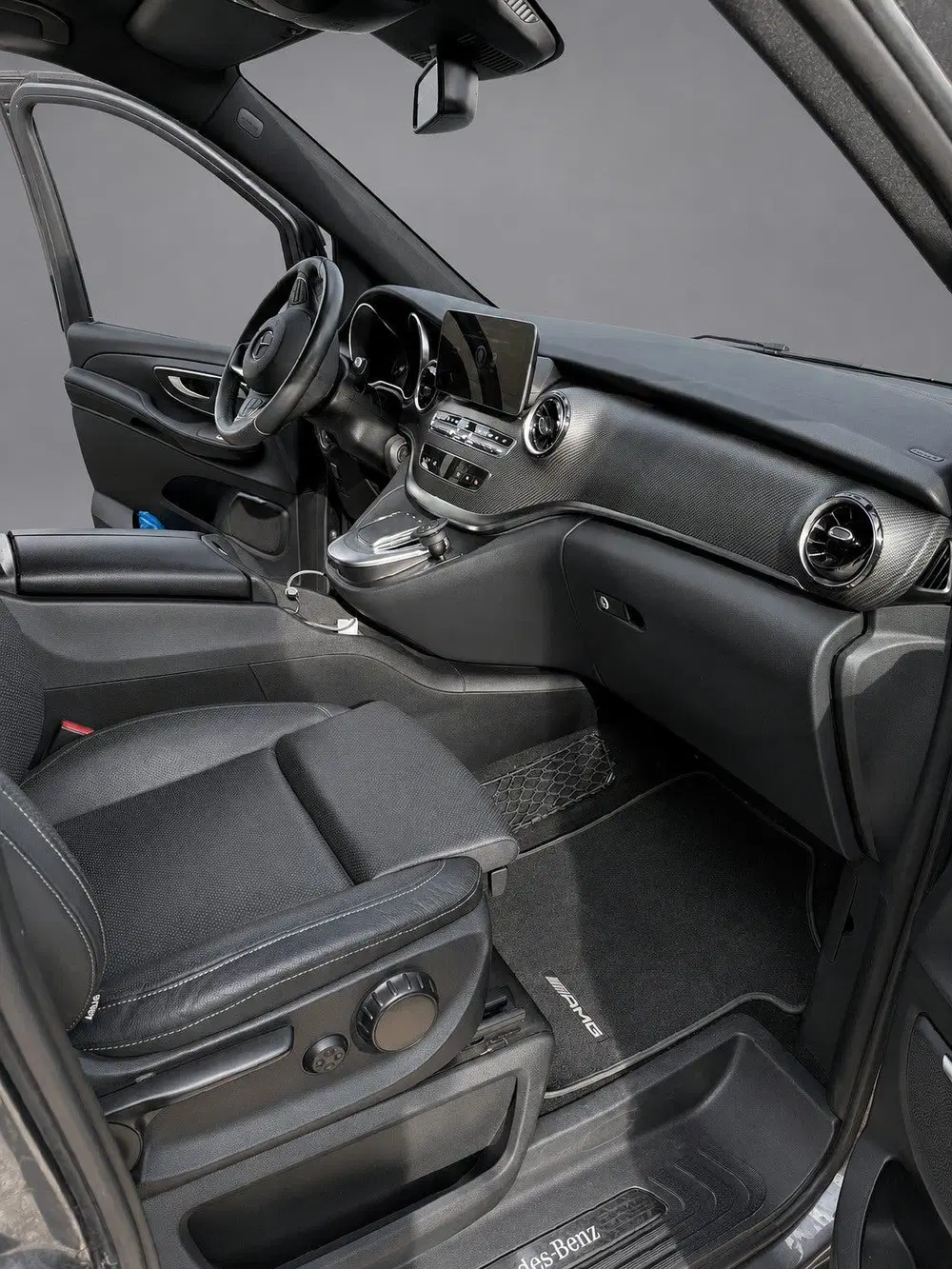 Mercedes-Benz V-Klasse 300d L2 AMG Edition 360 Camera uit 2023, foto 9