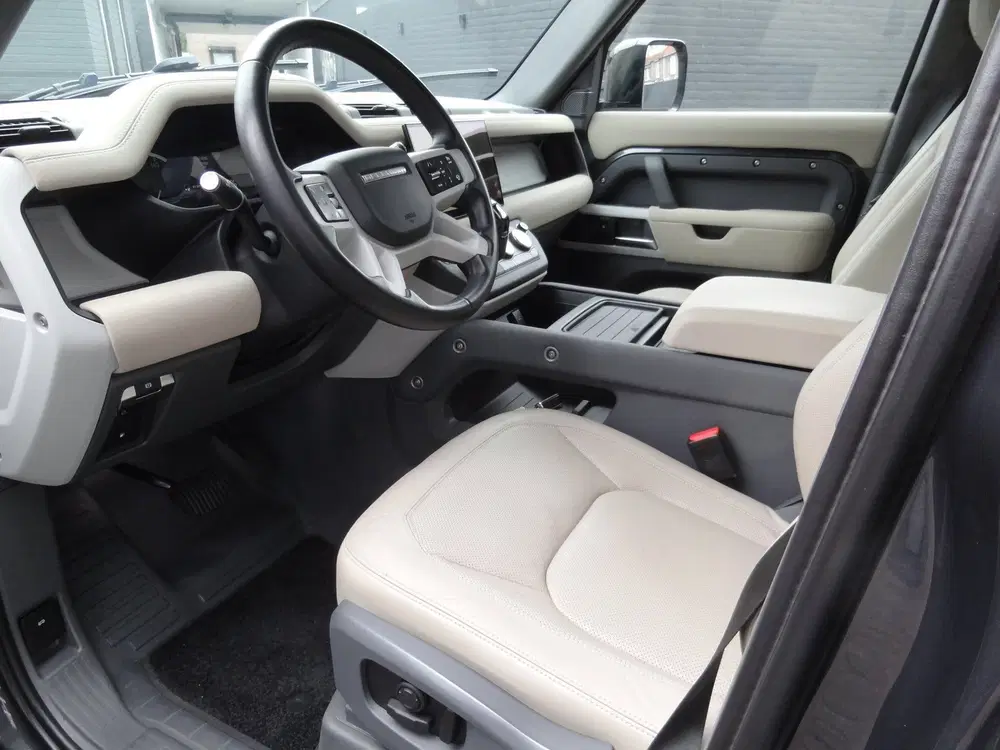 Land Rover Defender 2.0 P400e 110 X-Dynamic HSE uit 2022, foto 6