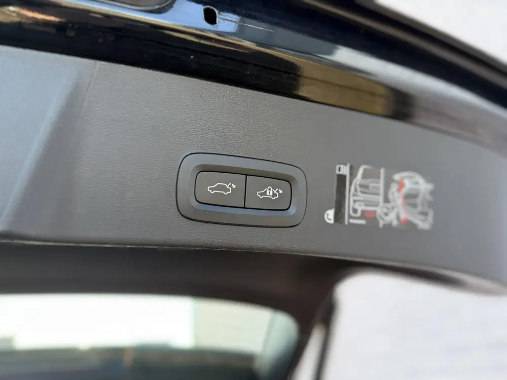 Volvo XC40 T4 Recharge R-Design uit 2021, foto 13