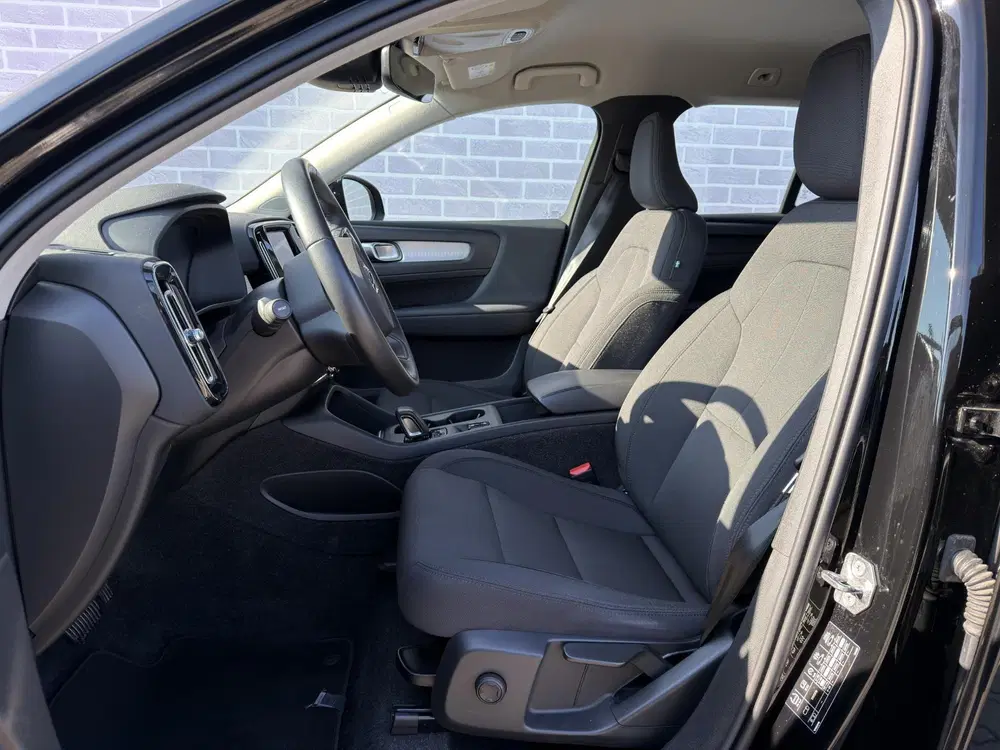 Volvo XC40 T4 Recharge R-Design uit 2021, foto 4