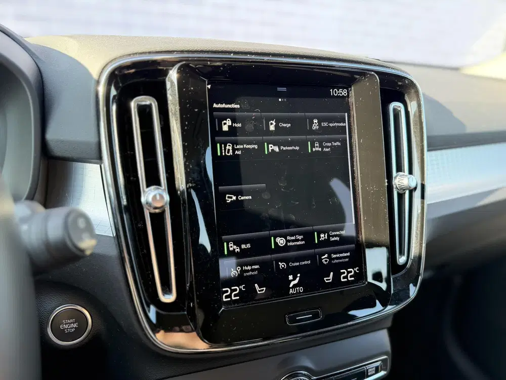 Volvo XC40 T4 Recharge R-Design uit 2021, foto 9