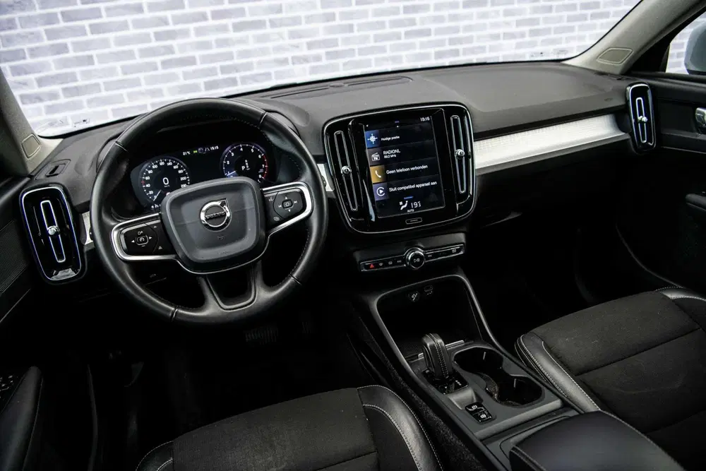 Volvo XC40 1.5 T3 Momentum Pro uit 2019, foto 8