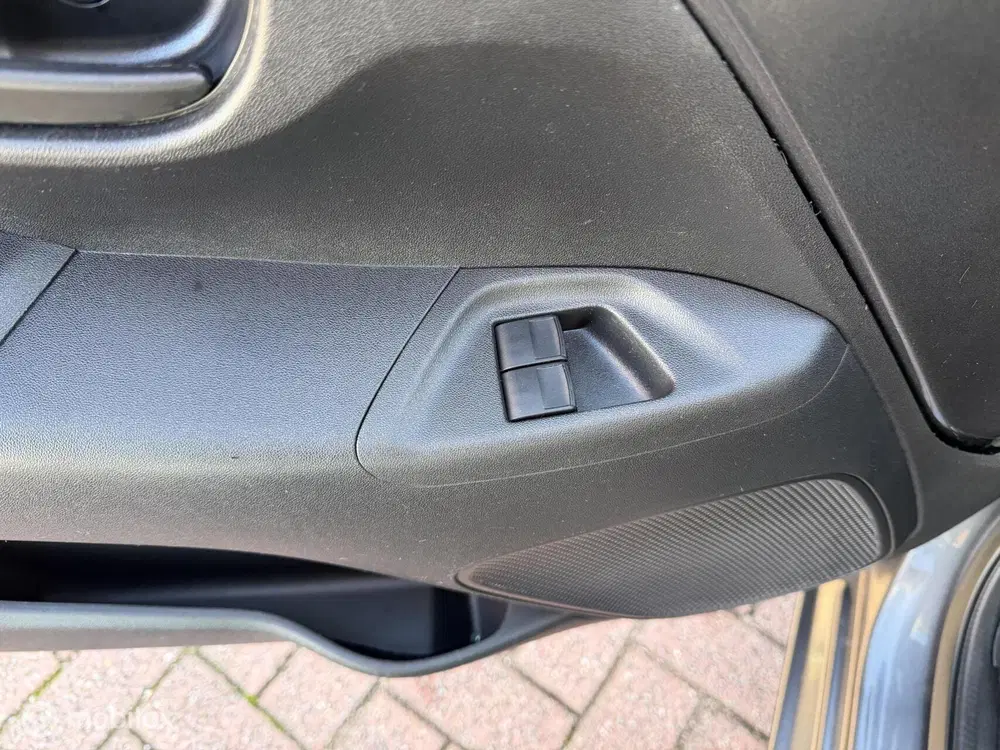 Citroën C1 Citroen C1 1.0 VTi Feel Speedlim Apple Car uit 2021, foto 13