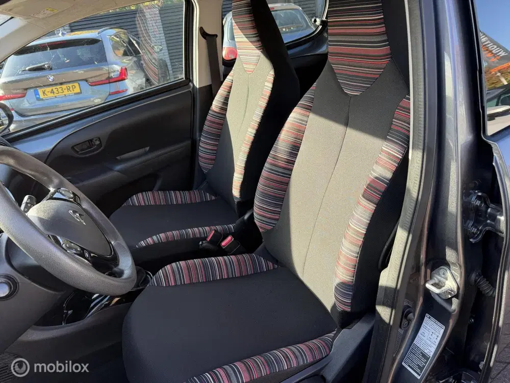 Citroën C1 Citroen C1 1.0 VTi Feel Speedlim Apple Car uit 2021, foto 14