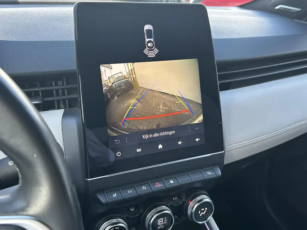 Renault Clio 1.6 E-Tech Hybrid 140 Initiale Paris uit 2021, foto 11