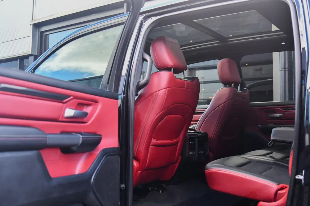 Dodge RAM 5.7 V8 4x4 Crew Cab REBEL uit 2019, foto 11