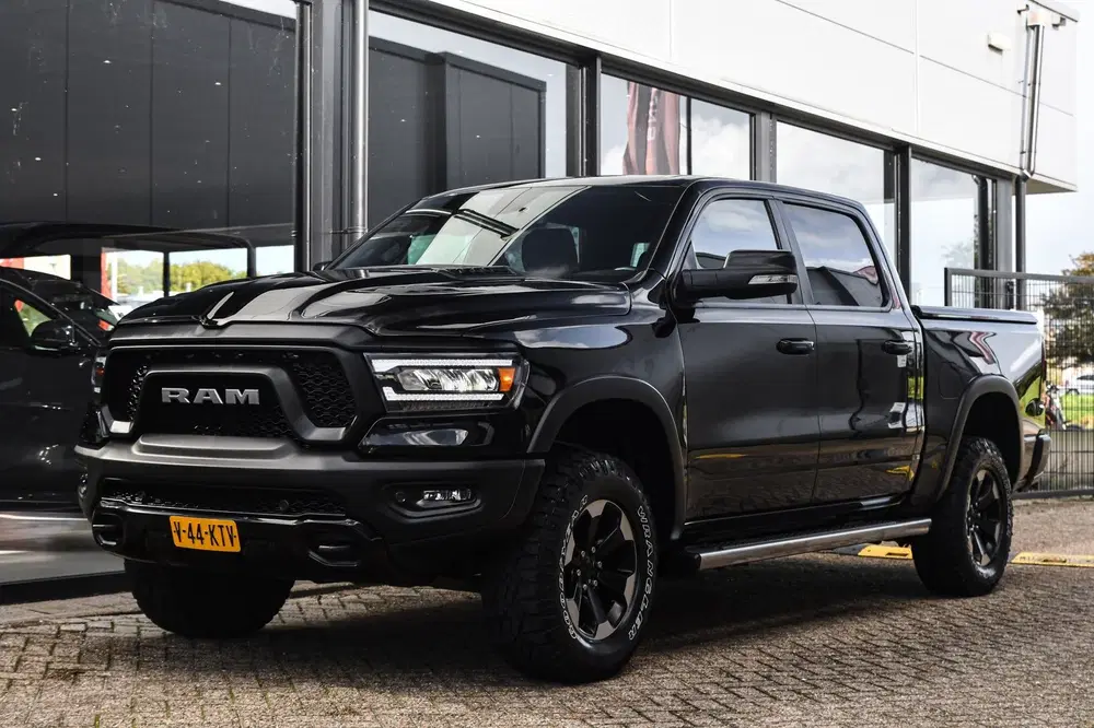 Dodge RAM 5.7 V8 4x4 Crew Cab REBEL uit 2019, foto 3