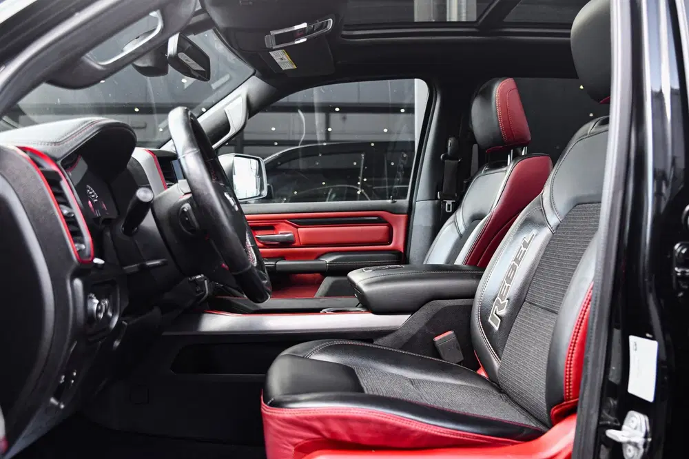Dodge RAM 5.7 V8 4x4 Crew Cab REBEL uit 2019, foto 9