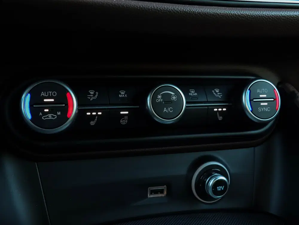 Alfa Romeo Stelvio 2.0 T AWD Veloce 280pk Sportstoelen Trekh uit 2021, foto 6