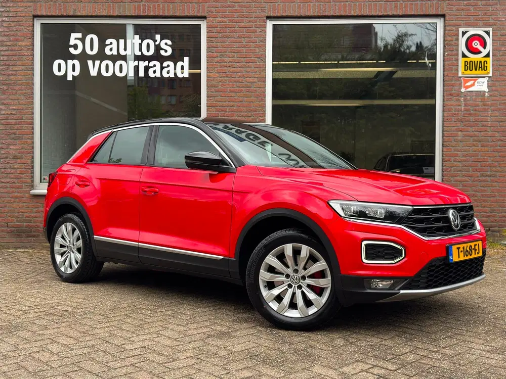 Volkswagen T-Roc 1.5 TSI Sport Business R Line uit 2019, foto 4