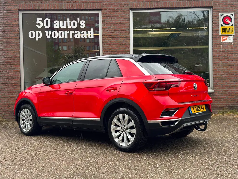 Volkswagen T-Roc 1.5 TSI Sport Business R Line uit 2019, foto 5
