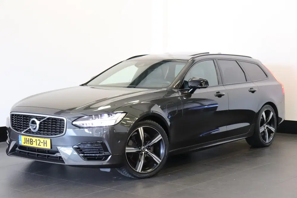 Volvo V90 2.0 T8 AWD R-Design 391PK uit 2019