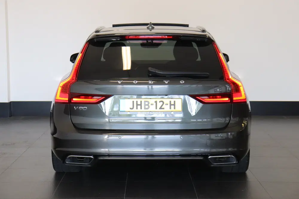 Volvo V90 2.0 T8 AWD R-Design 391PK uit 2019, foto 10