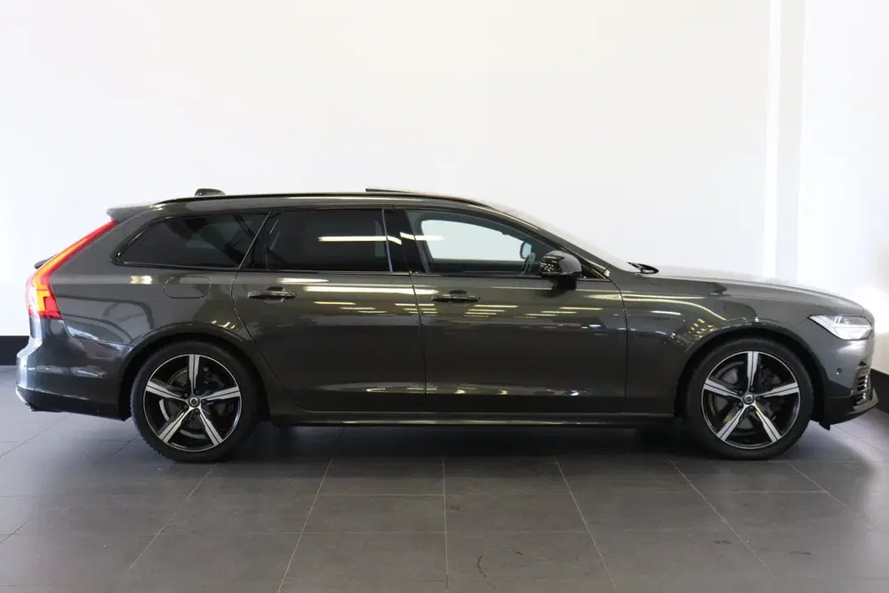 Volvo V90 2.0 T8 AWD R-Design 391PK uit 2019, foto 13