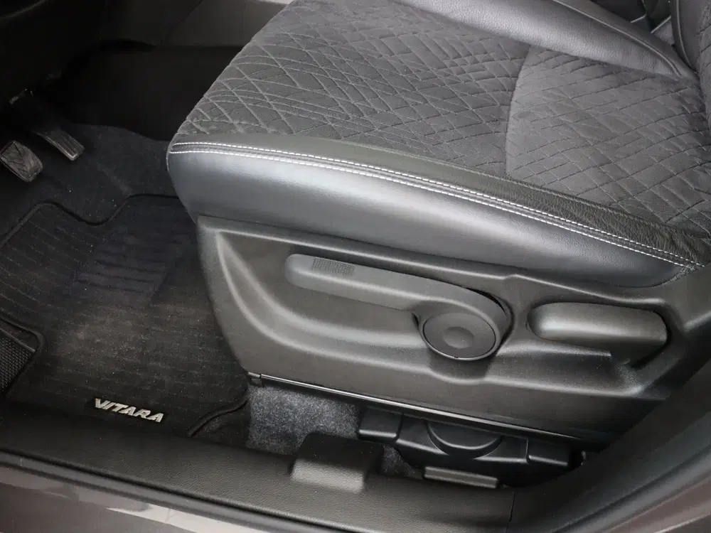 Suzuki Vitara 1.4 Boosterjet Style Smart Hybrid uit 2025, foto 11