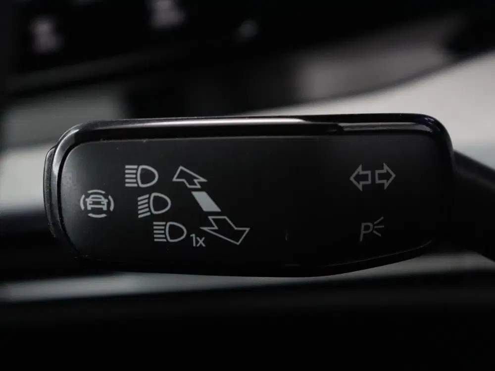 Volkswagen Golf 1.5 eTSI Life Business uit 2021, foto 15