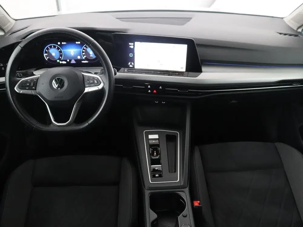 Volkswagen Golf 1.5 eTSI Life Business uit 2021, foto 3