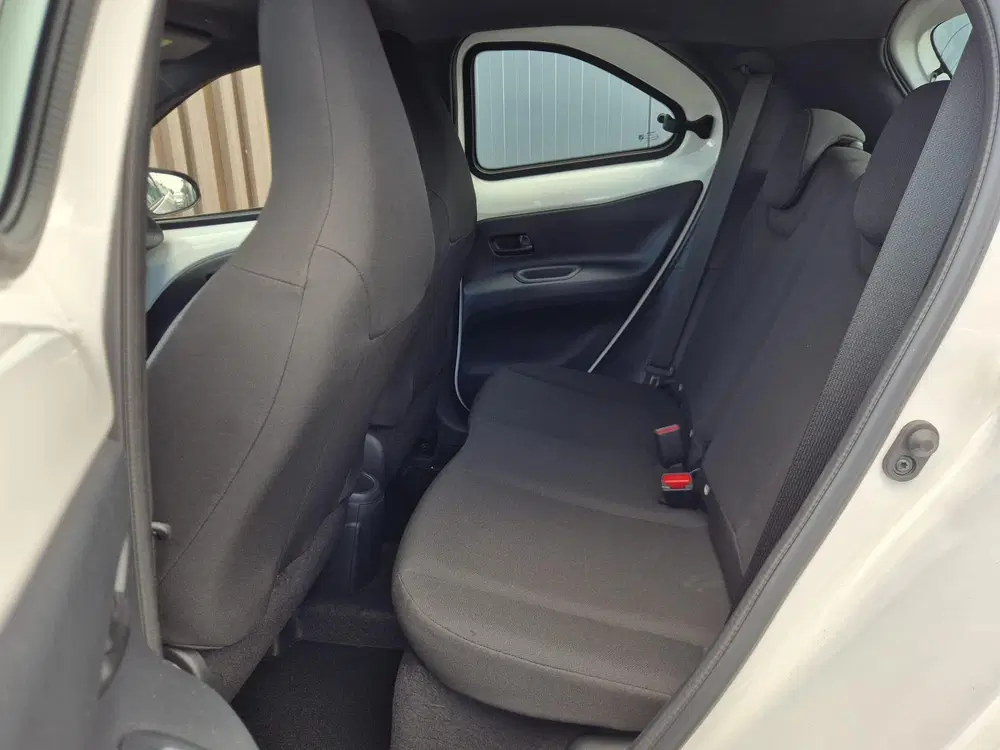 Toyota Aygo X Play uit 2025, foto 12