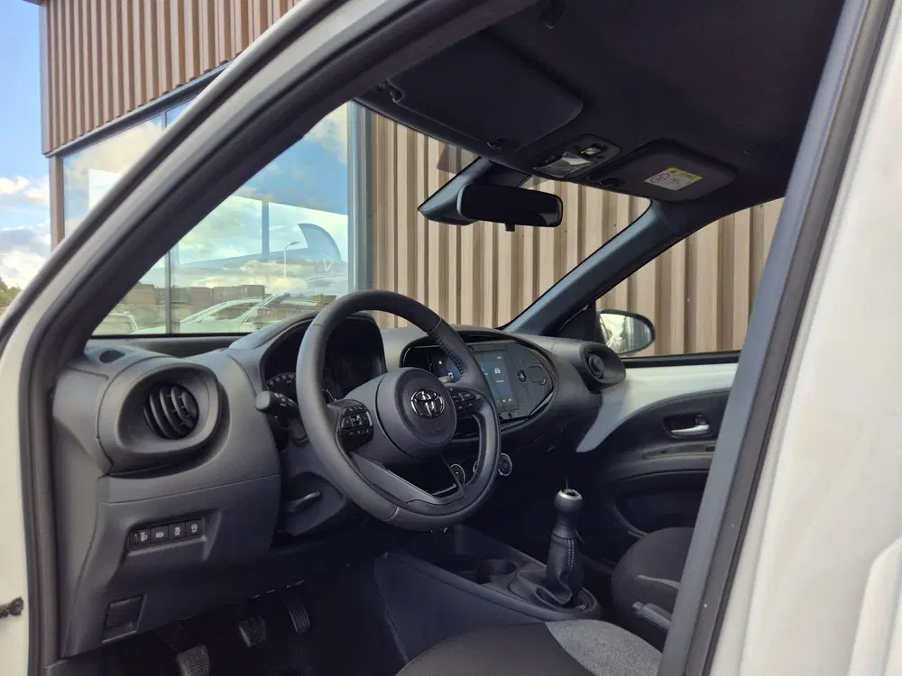 Toyota Aygo X Play uit 2025, foto 9