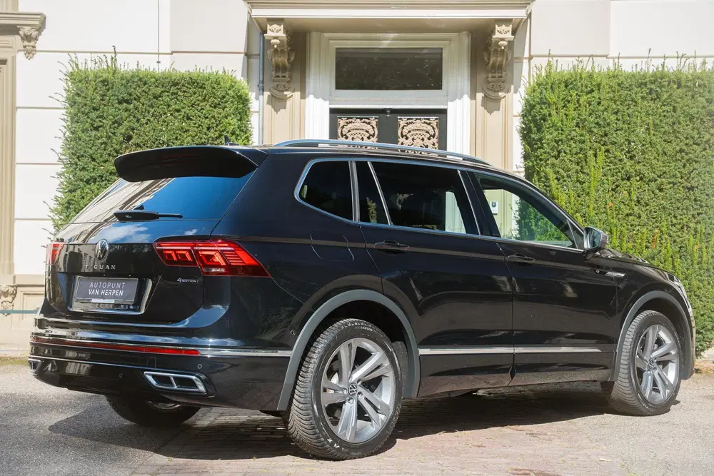 Volkswagen Tiguan Allspace 2.0 TSI R-Line Business 7p. TREKH uit 2022, foto 5