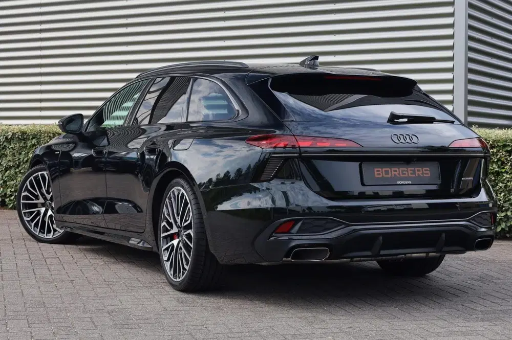 Audi A6 e-hybrid Competition Luchtvering l Trekhaa uit 2026, foto 6
