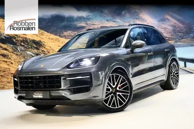 Porsche Cayenne 3.0 E-Hybrid Sport Design PANO uit 2024