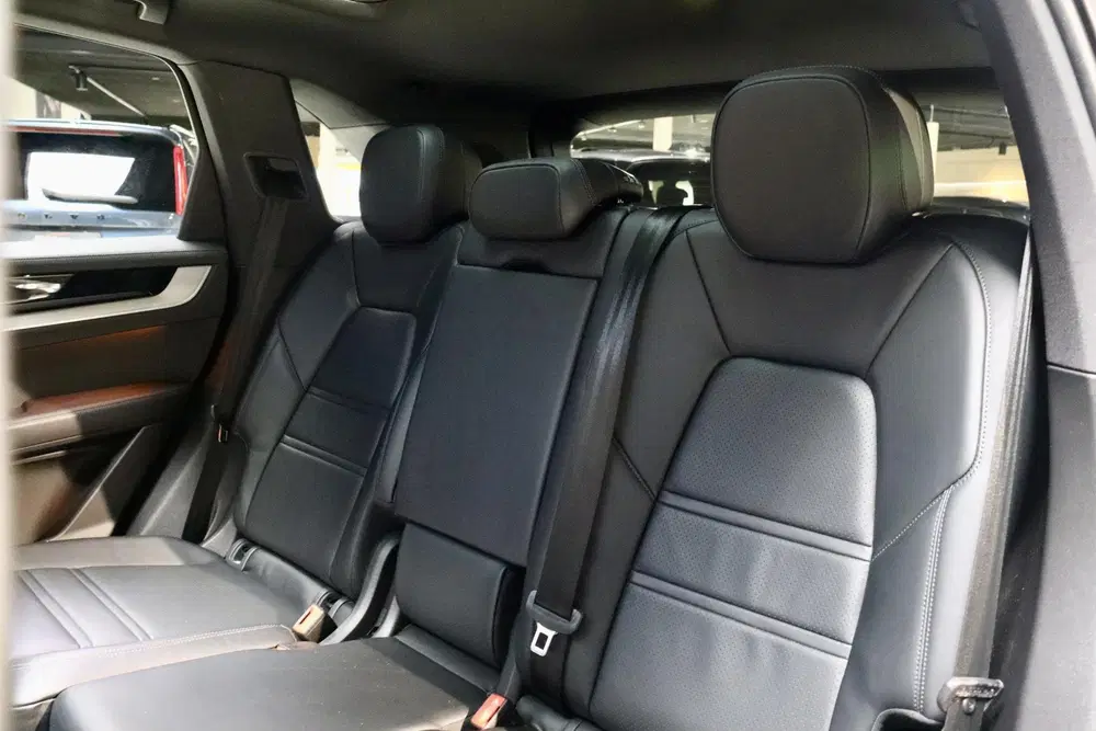 Porsche Cayenne 3.0 E-Hybrid Sport Design PANO uit 2024, foto 13