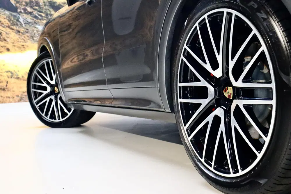 Porsche Cayenne 3.0 E-Hybrid Sport Design PANO uit 2024, foto 7