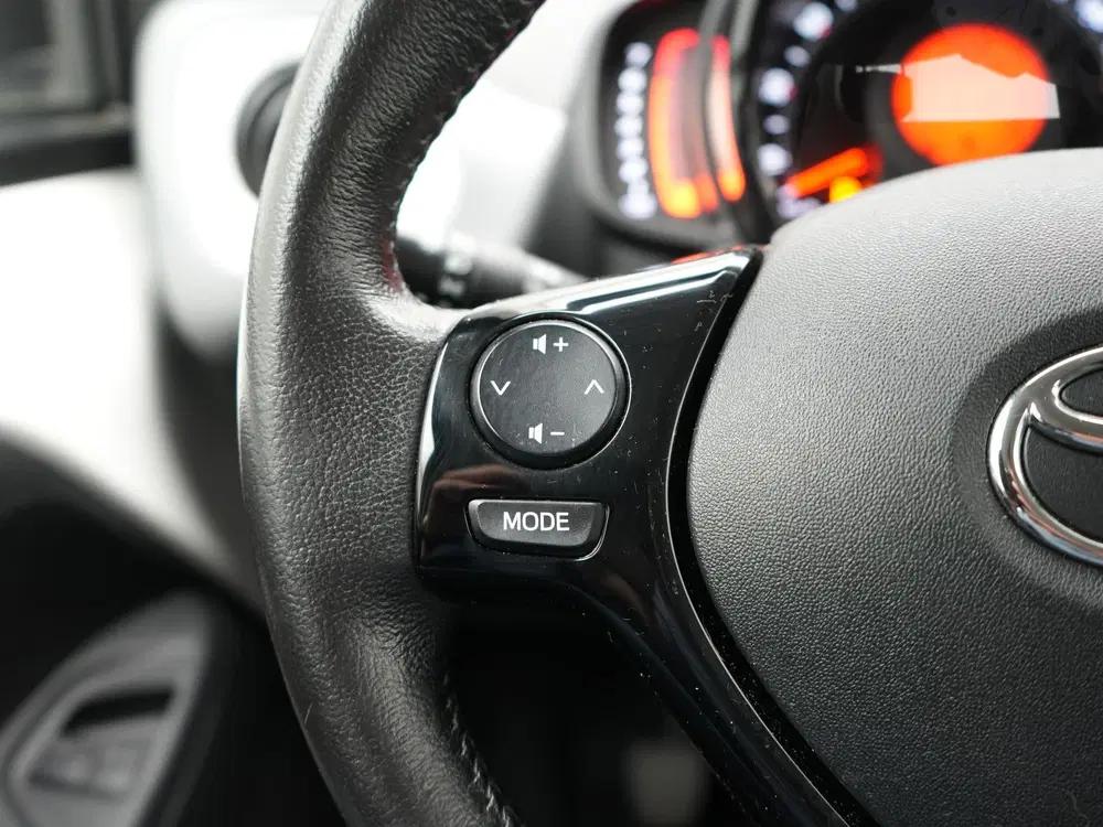 Toyota Aygo 1.0 VVT-i x-play uit 2019, foto 15