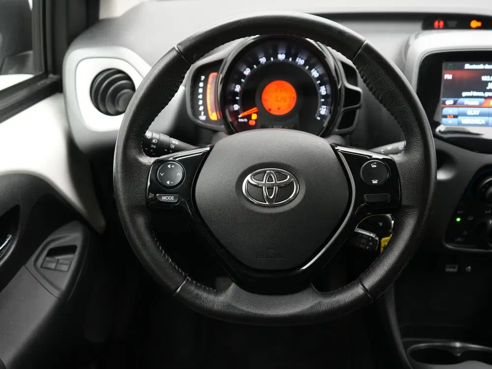 Toyota Aygo 1.0 VVT-i x-play uit 2019, foto 5