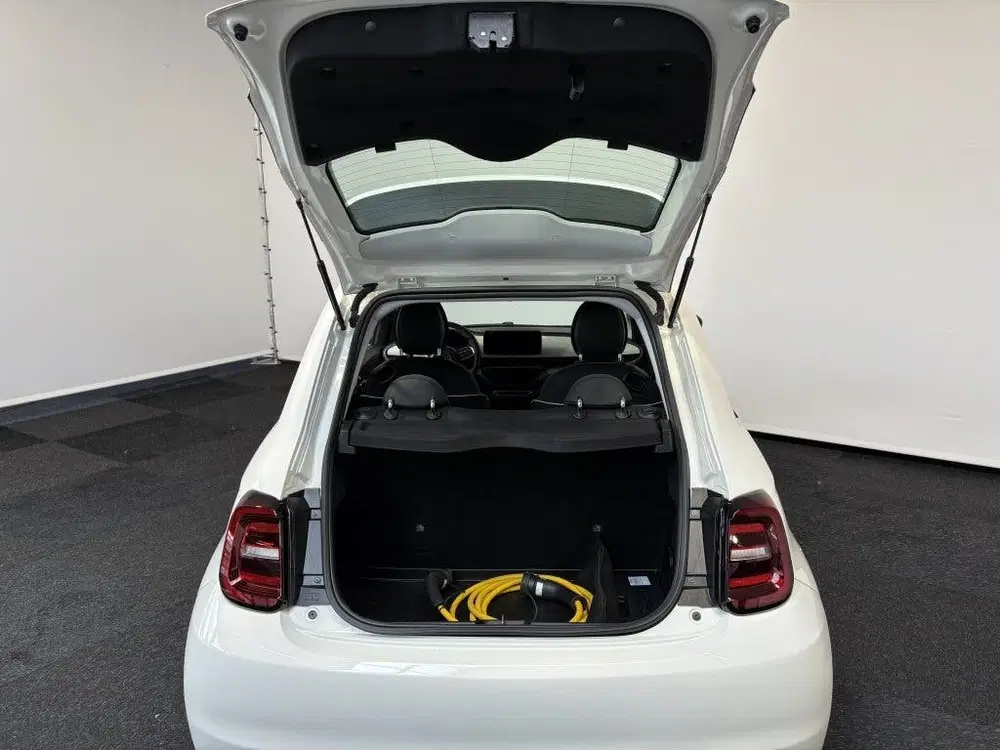 Fiat 500e SOH 93% uit 2023, foto 10