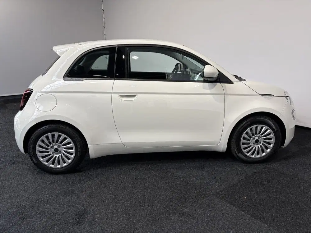 Fiat 500e SOH 93% uit 2023, foto 7