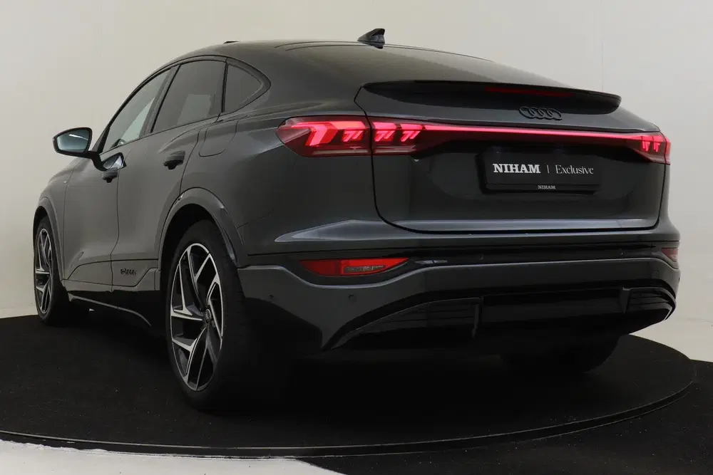 Audi Q6 e-tron S EDITION PERFORMANCE 100 kWh -PANO uit 2025, foto 5
