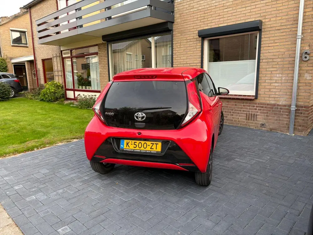 Toyota Aygo 1.0 VVT-i x-joy uit 2021, foto 3