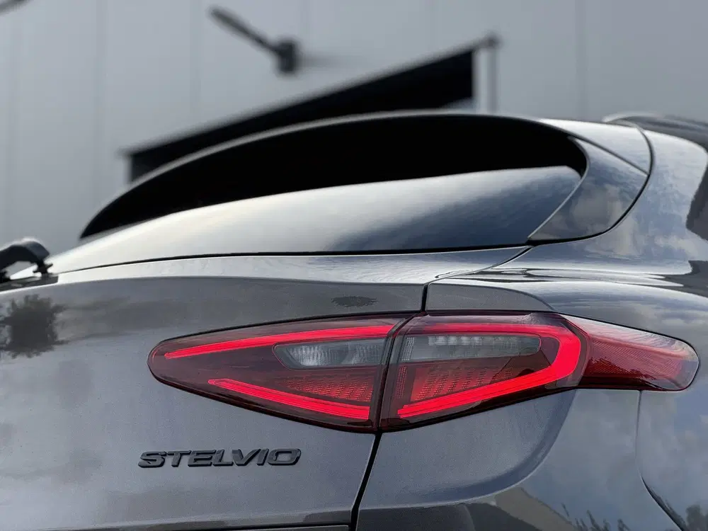 Alfa Romeo Stelvio 2.0 T AWD B-Tech uit 2019, foto 15