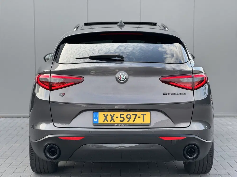 Alfa Romeo Stelvio 2.0 T AWD B-Tech uit 2019, foto 4