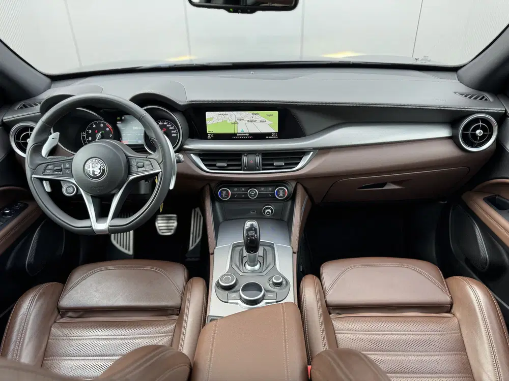 Alfa Romeo Stelvio 2.0 T AWD B-Tech uit 2019, foto 6