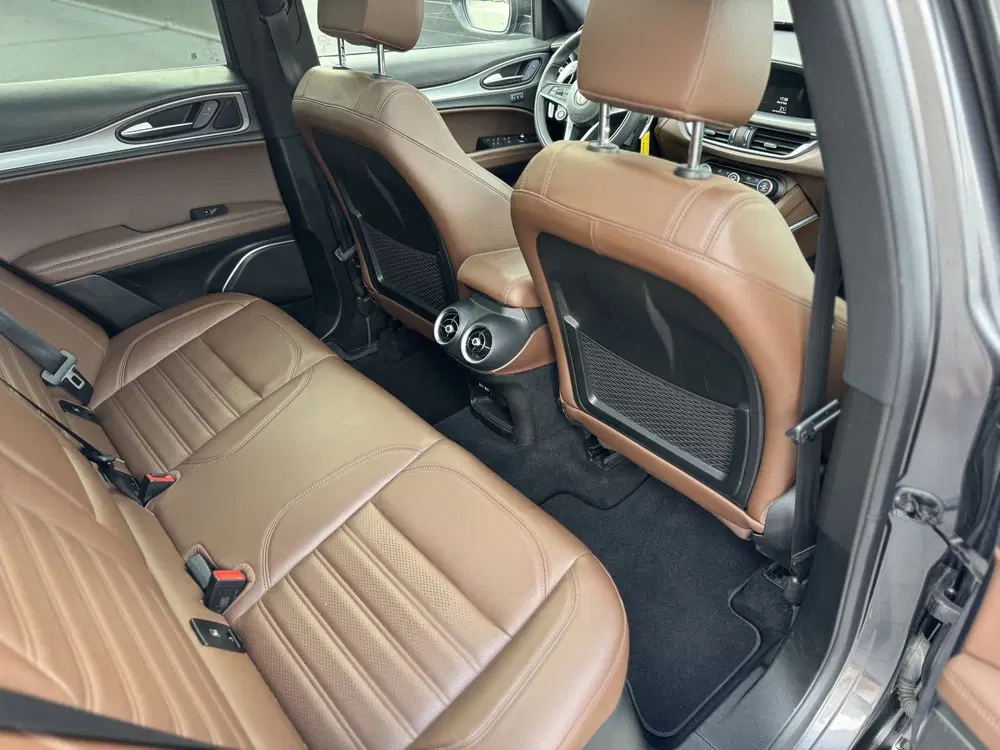 Alfa Romeo Stelvio 2.0 T AWD B-Tech uit 2019, foto 9